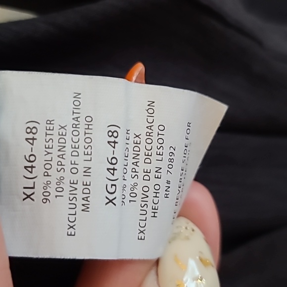 Hooded long sleeve - Picture 7 of 7